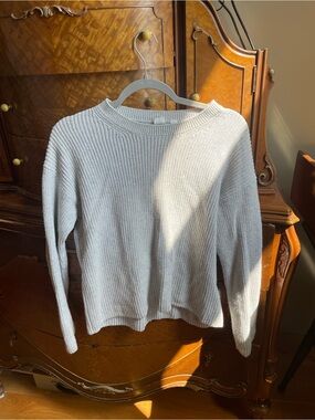 GAP Light Gray Ribbed Crewneck Sweater
